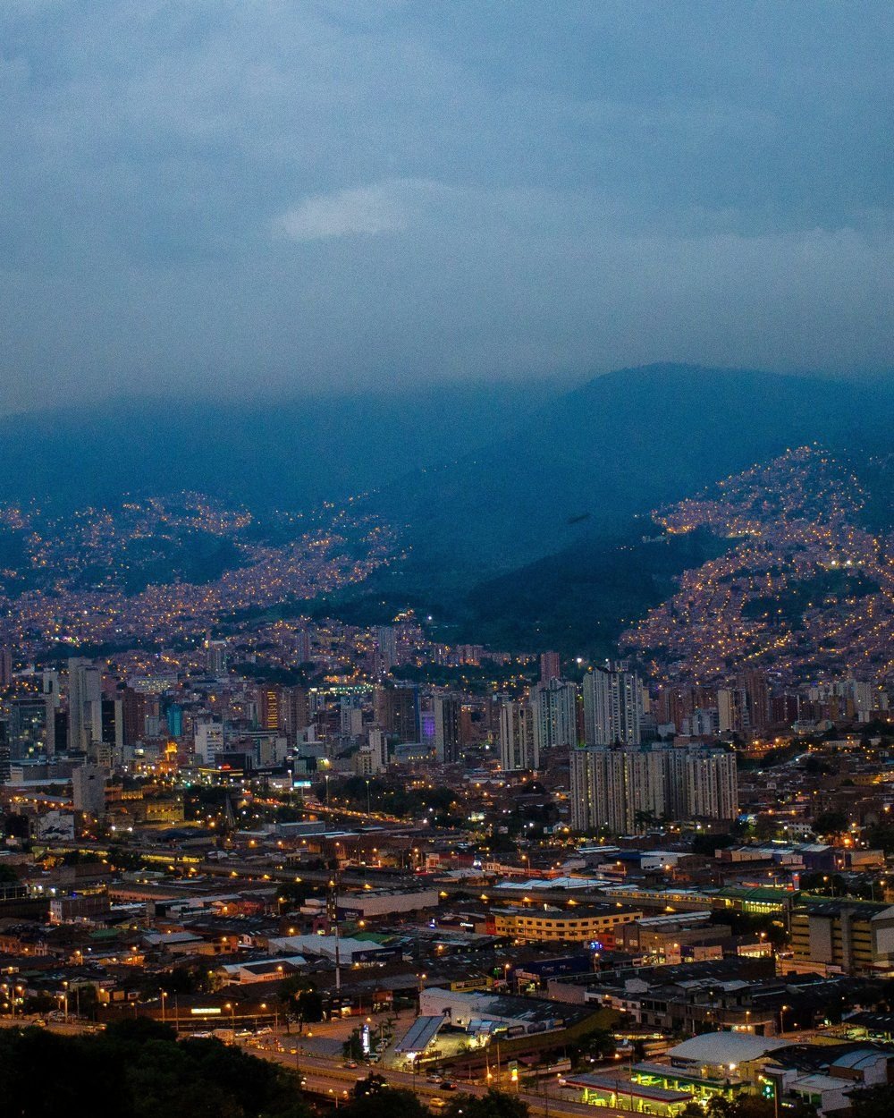 Vista panorámica de Medellín, una de las ciudades con cobertura de IJP Inmobiliaria